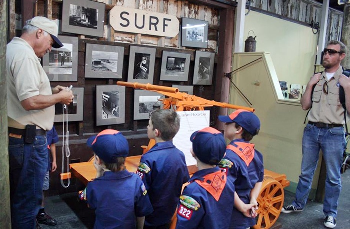 boyscouts at museum