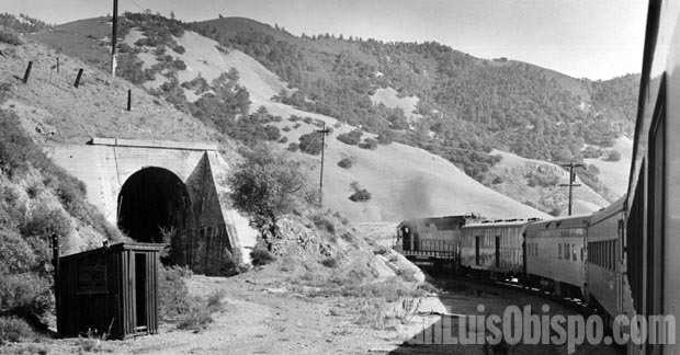 Tribune photo showing train on Cuesta Grade