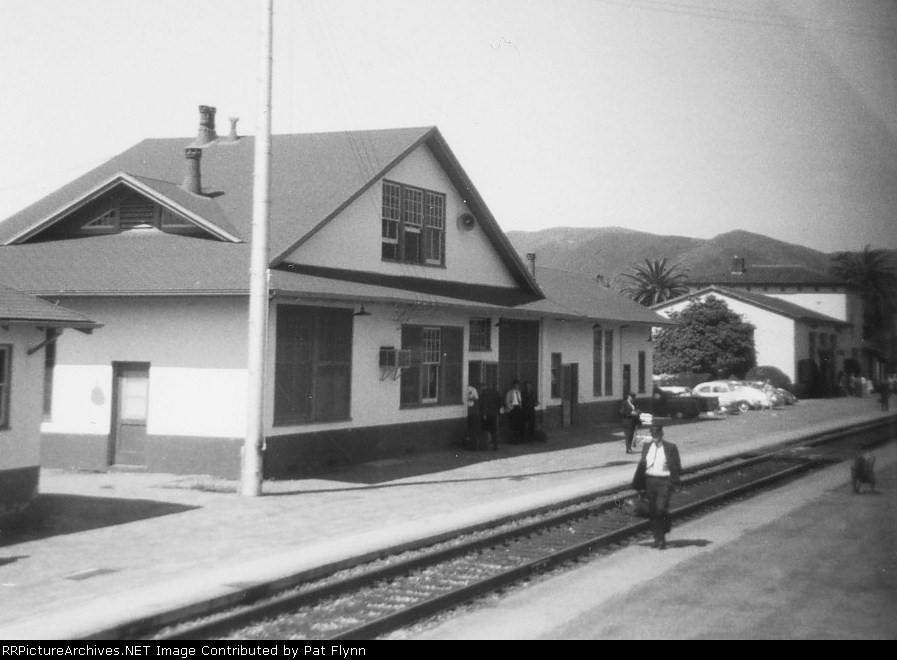 photo of depot