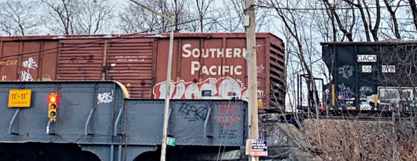 photo of SP boxcar on bridge