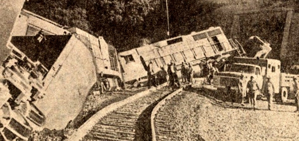 historic photo of tunnel#7 derailment